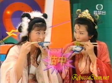 蘇玉華和珠姐都選中不辣的拉麵！